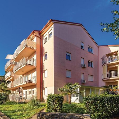 1 Bedroom Amazing Apartment In Rijeka Eksteriør billede