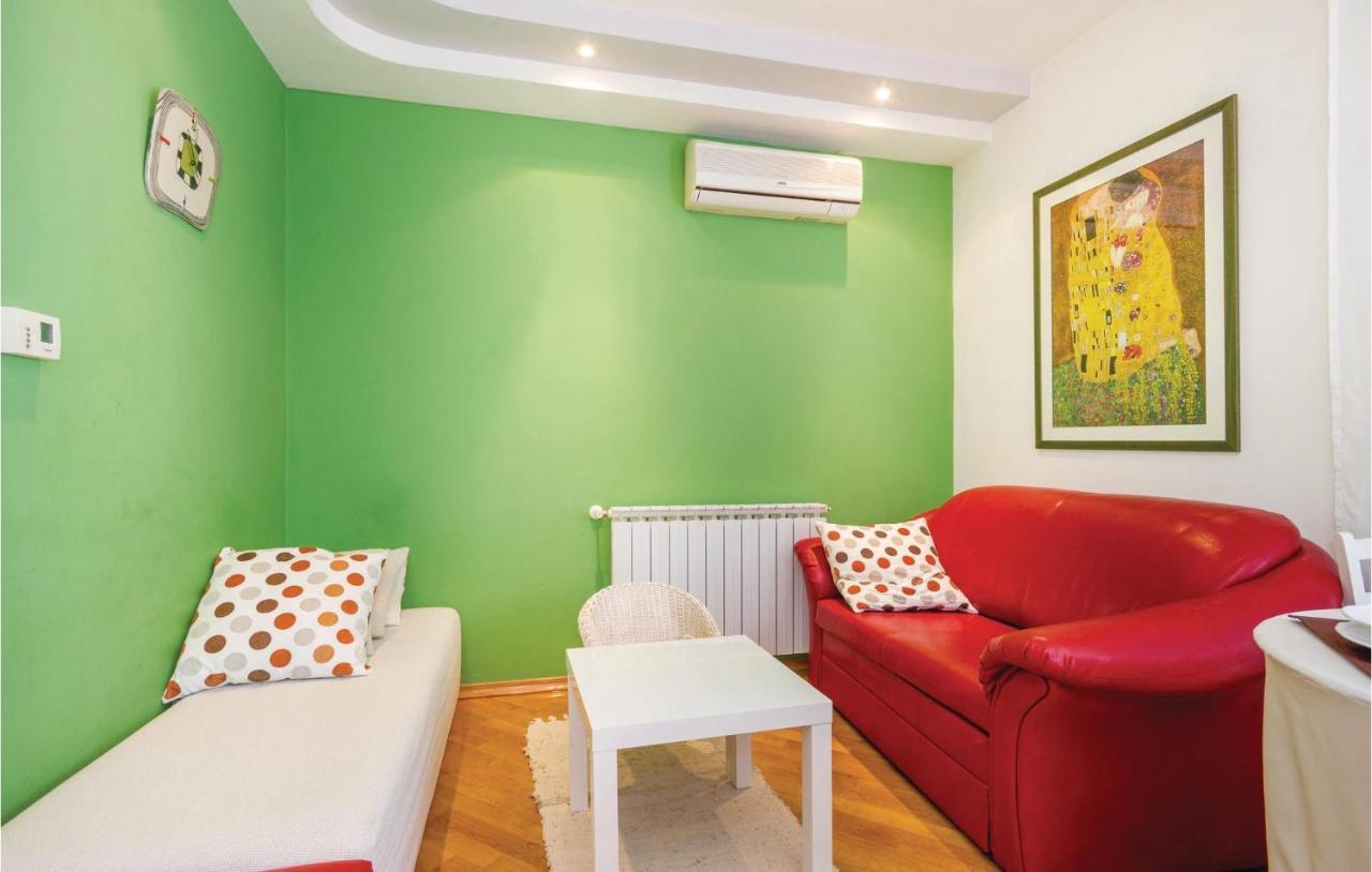1 Bedroom Amazing Apartment In Rijeka Eksteriør billede